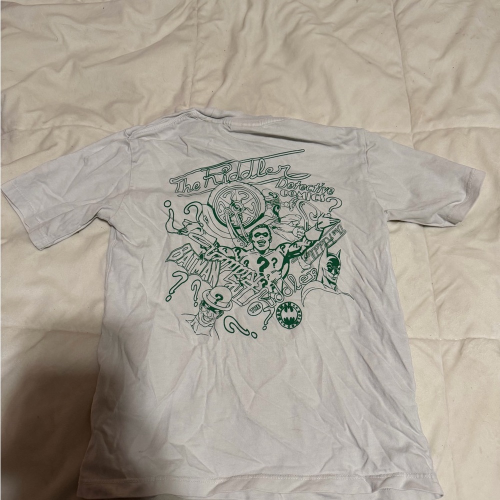 Guess White and Green Graphic Tee